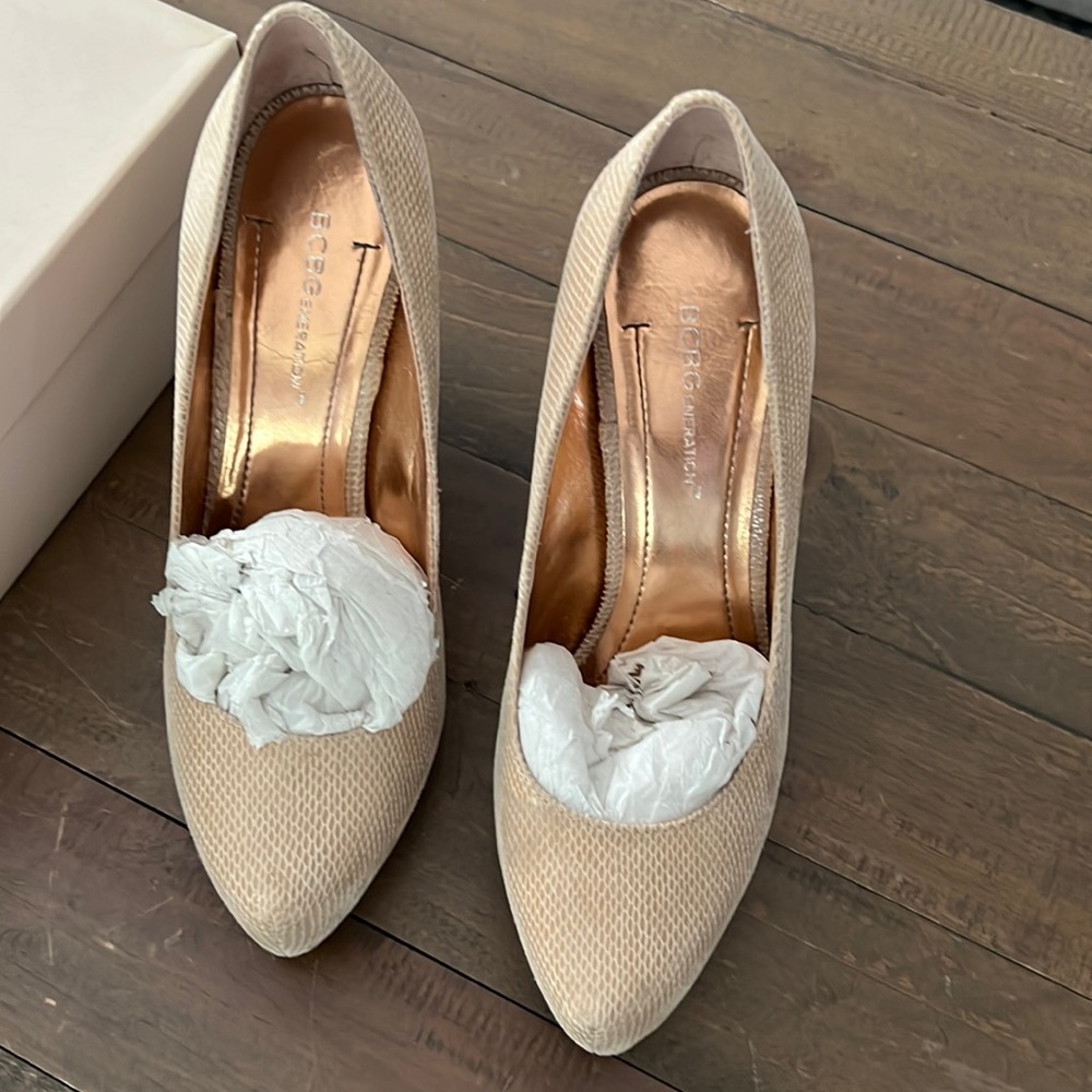 Cream color shoe